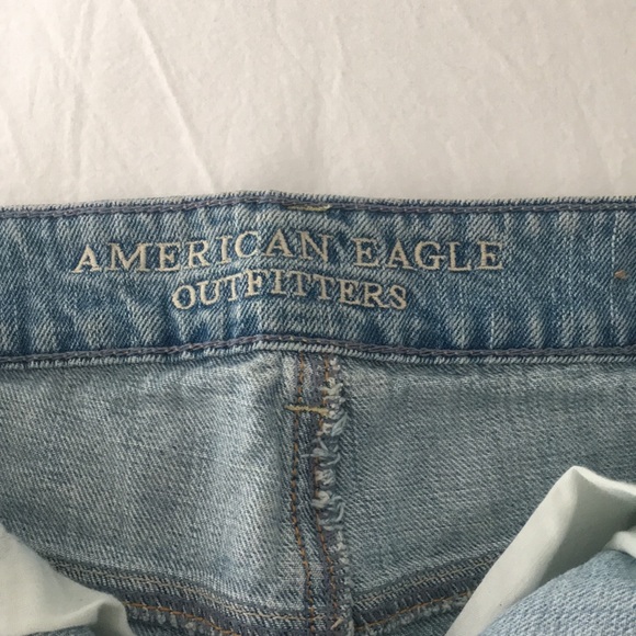 American Eagle Distressed Denim Shorts - Picture 4 of 5